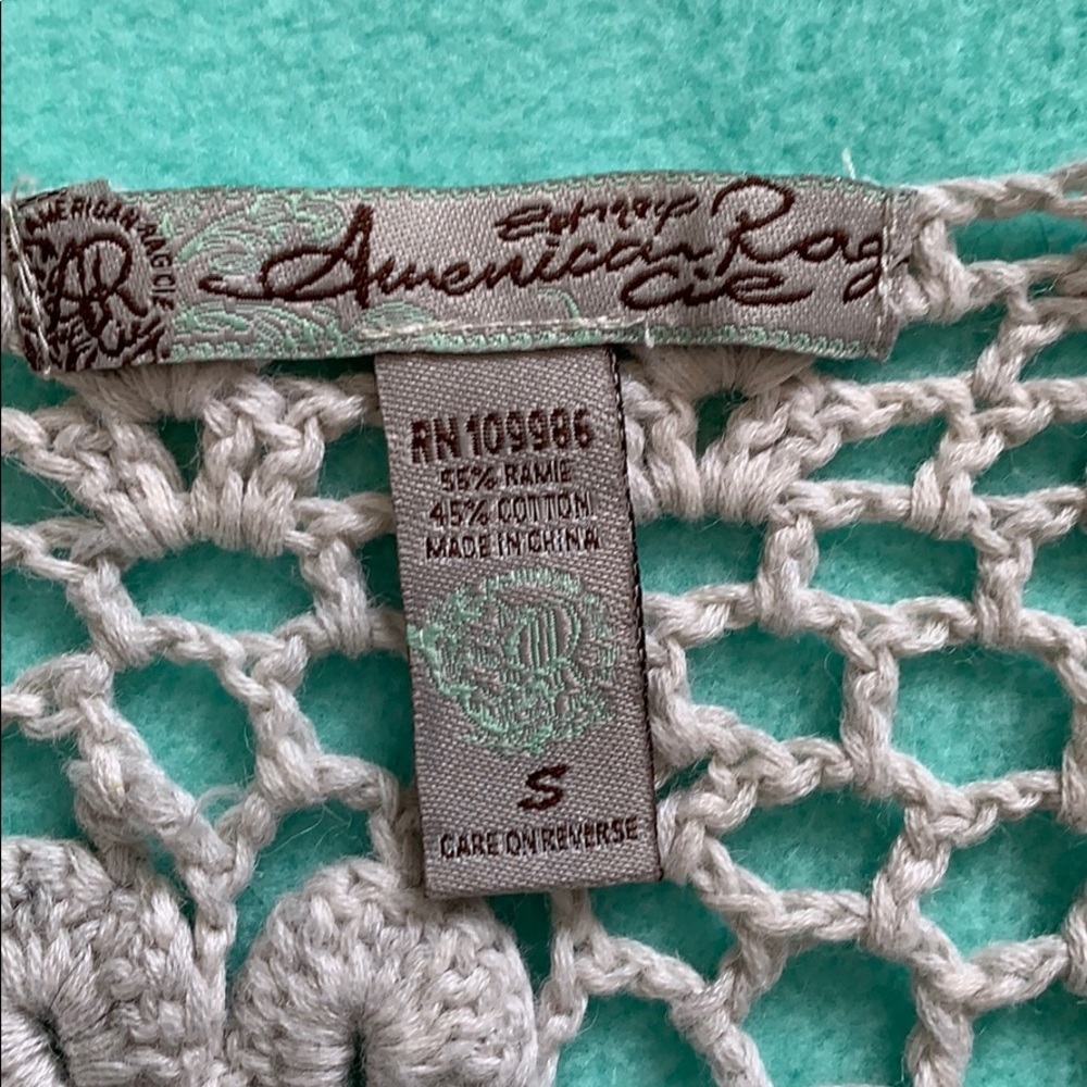 Crocheted Vest - Picture 4 of 4
